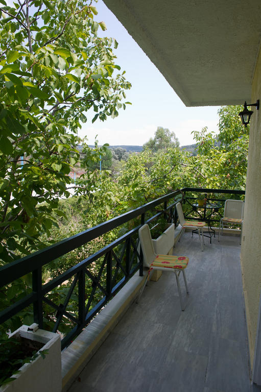 Soldatos